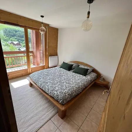 Pied Des Pistes Avec Garage Et Balcon- Balcons Des Pistes